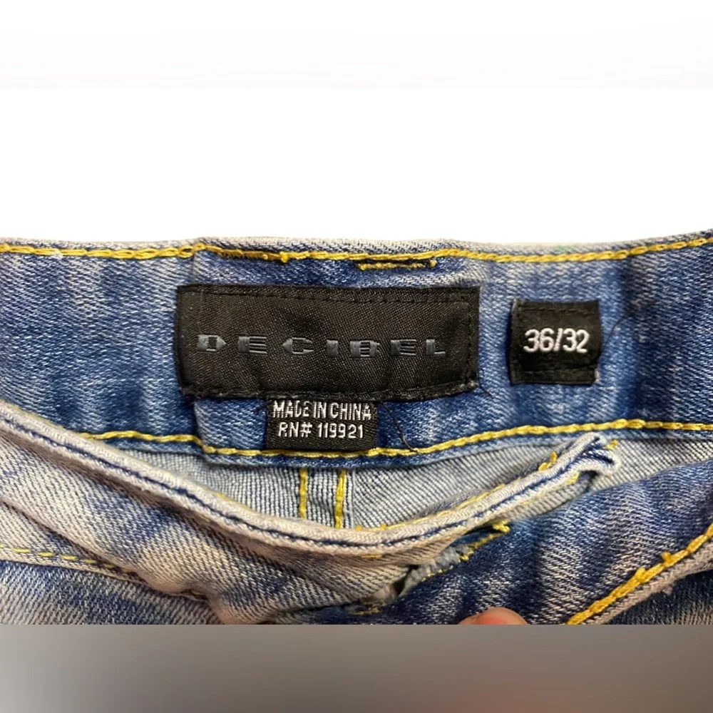 Decibel Streetwear With All Over Graffiti Jeans Mens Size 36/32 - Picture 4 of 6